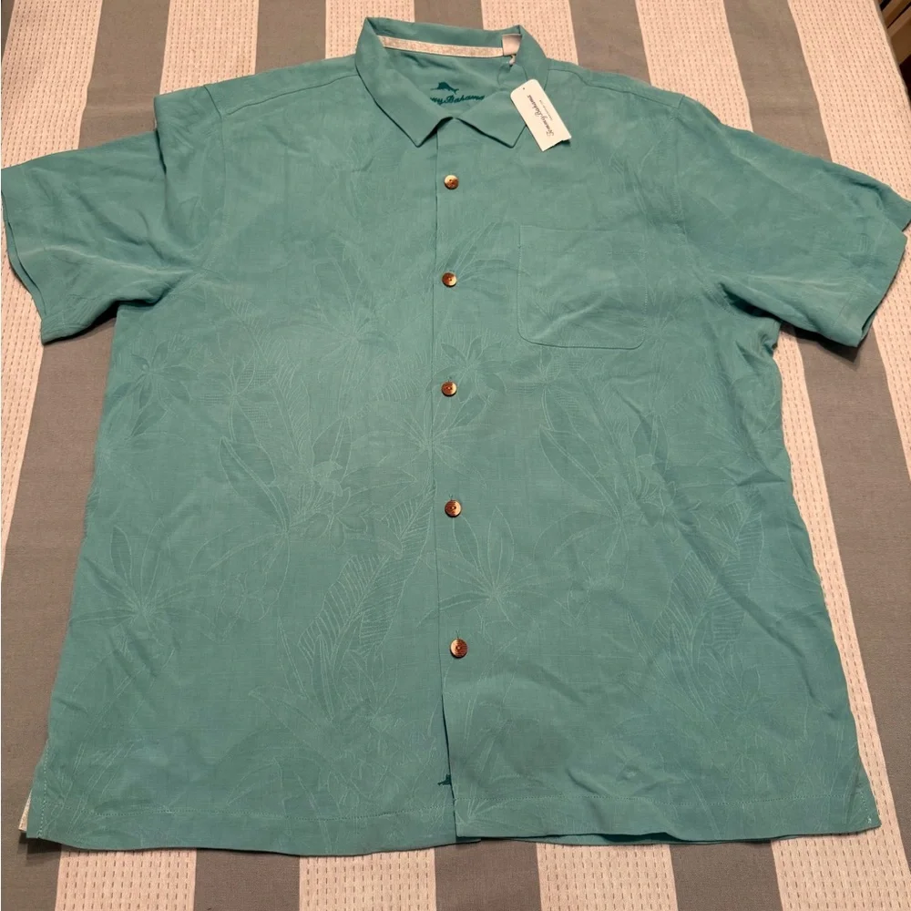 Tommy Bahama Aqua Casual Button Down Shirt - Picture 1 of 4